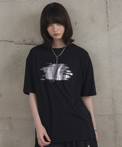 Confirm（コンファーム） tシャツ アブストラクトグラフィック箔