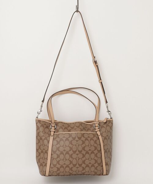 COACH ベージュ トートバッグ COACH（コーチ） トートバッグ - ベージュ レディース : ZOZOTOWN