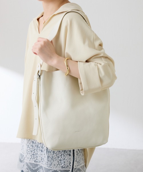 PAPILLONNER（パピヨネ） ショルダーバッグ バッグ PAPILLONNER/レザー