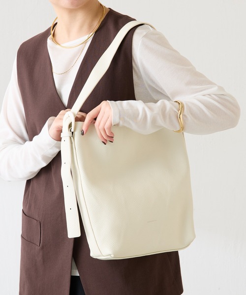 PAPILLONNER(パピヨネ) ショルダーバッグ バッグ PAPILLONNER/レザー PAPILLONNER(パピヨネ) ショルダーバッグ バッグ PAPILLONNER/レザー