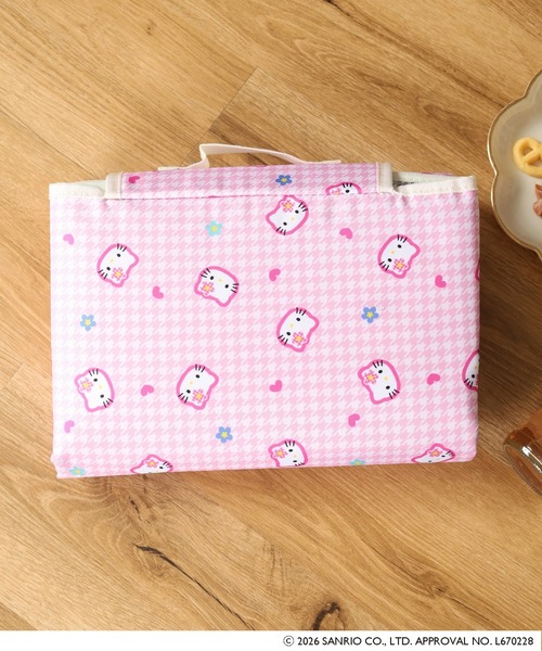 sanrio（サンリオ） sanrio characters 折り畳みレジャーシート