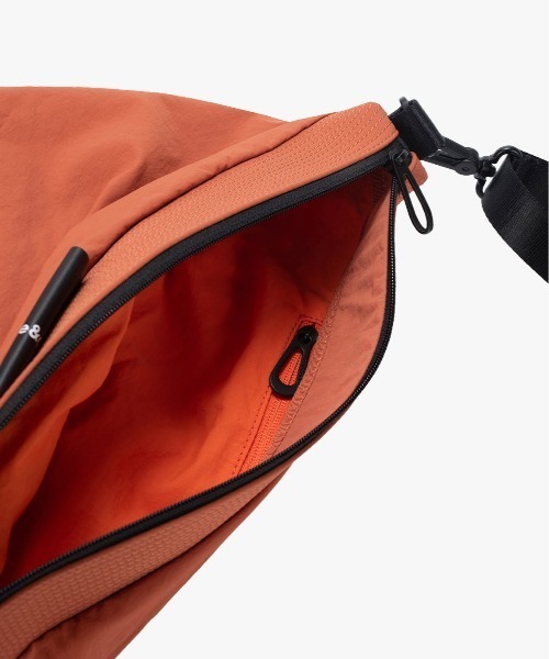 ショルダーバッグ 「cote＆ciel/コートエシエル」 Orne Smooth Terracotta メンズ レディースの画像