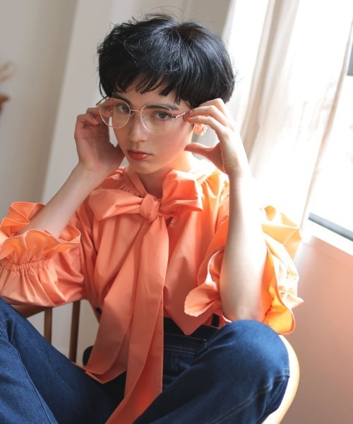 お洒落眼鏡フレームAnne & Valentin グリーン/伊達メガネメガネ ANNE ET VALENTIN (アンバレンタイン)WATZのご紹介【長野店