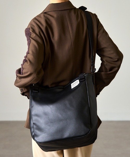 トートバッグ 「FREDRIK PACKERS」EC限定 A4ファイル収納可能！MISSION TOTE S ECO LEATHER レディースの画像