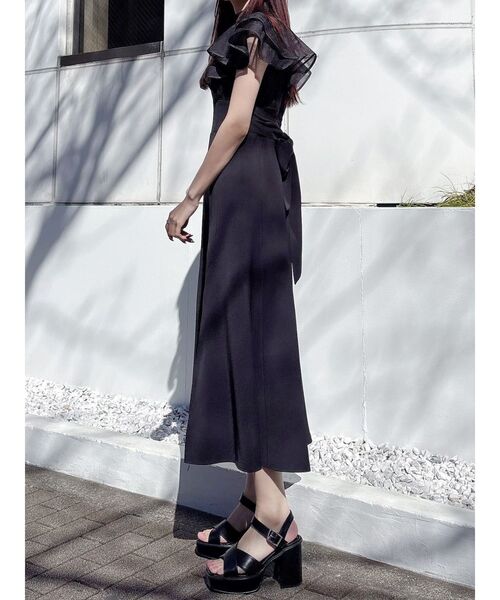 tomorrow様　ワンピース　ブラック　02 バックサテンジョーゼット Vネックロングワンピース｜トゥモローランド