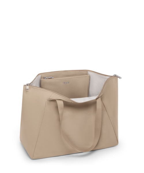 TUMI（トゥミ） トートバッグ VOYAGEUR ジャスト・イン・ケース