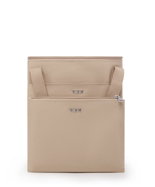 TUMI（トゥミ） トートバッグ VOYAGEUR ジャスト・イン・ケース