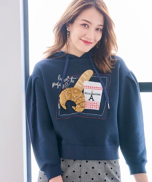 美品　Chesty マーガレットパーカー　パーカー 最近のお出かけはコレばかり♡刺繍が可愛い「マーガレット