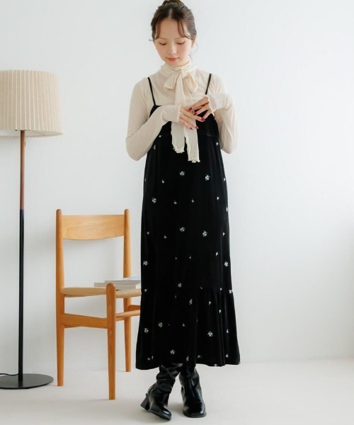 flower ワンピース ベロアエンブロイダリーワンピース : ZOZOTOWN