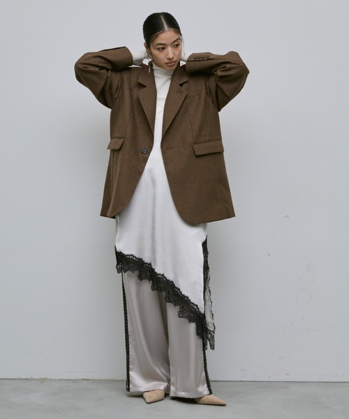 AIC. ワンピース アシンメトリーレースサテンワンピース : ZOZOTOWN