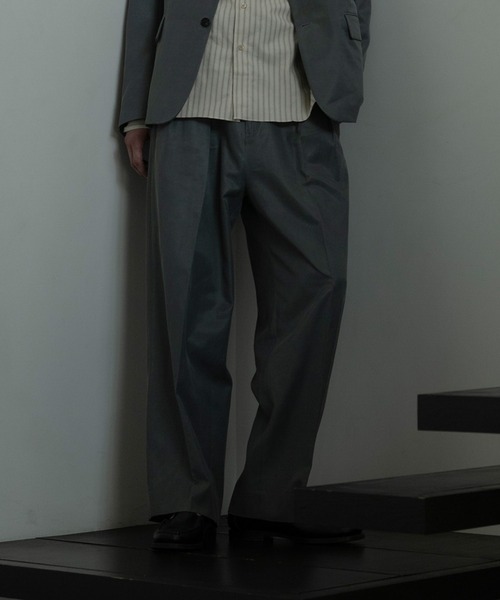 ADAM ET ROPE'プリーツスラックス ワイドテーパード スラックス ADAM ET ROPE'（アダムエロペ） スラックス コットンキュプラ ツー