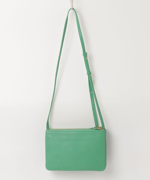 CELINE（セリーヌ） ショルダーバッグ - グリーン レディース