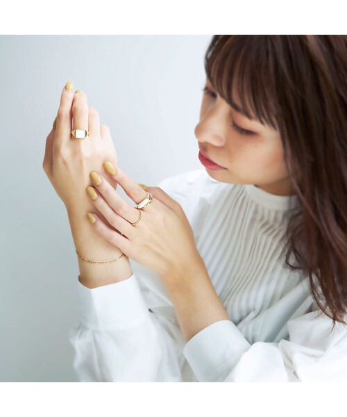 指輪 リング K10カラーストーン（白蝶貝）シグネットリング細 レディースの画像