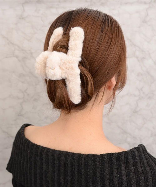VIBGYOR Women ヘアクリップ 「float」もこもこ フェイクファー