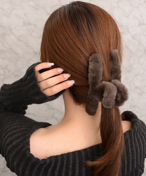 VIBGYOR Women ヘアクリップ 「float」もこもこ フェイクファー