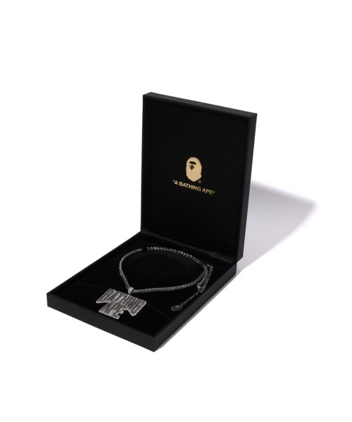 ape ネックレス A BATHING APE® Ape Head Necklace | Bape official website