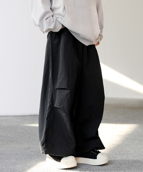 mina perhonen tranquille バルーンパンツ ブラック パンツ 「FVLMEN」2way nylon balloon Pants/2ウェイ ナイロン