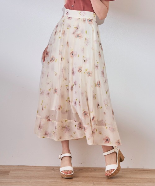 ☆新品☆ 31 Sons de mode 花柄　フレア　スカート☆ 31 Sons de mode（トランテアン ソン ドゥ モード）の「花柄