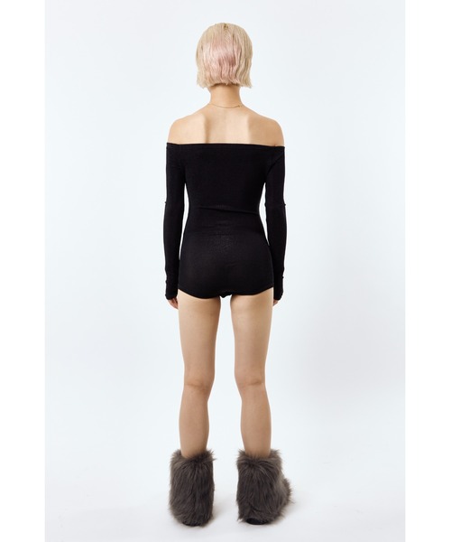 determ コラーゲン　ブラック　オフショルダーボディスーツ長袖 tシャツ Off shoulder bodysuits/オフショルダーロングスリーブボディ