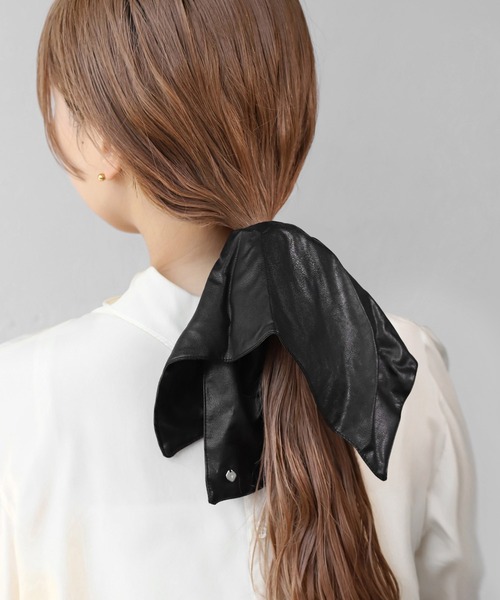 シュシュ ANEMONE（アネモネ） シュシュ 「オンライン限定」レザー調スクエア