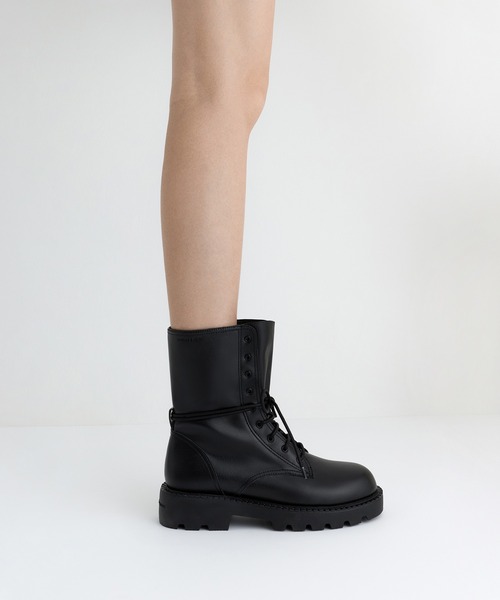 CHARLES ＆ KEITH（チャールズ&キース） ブーツ レースアップ サイド