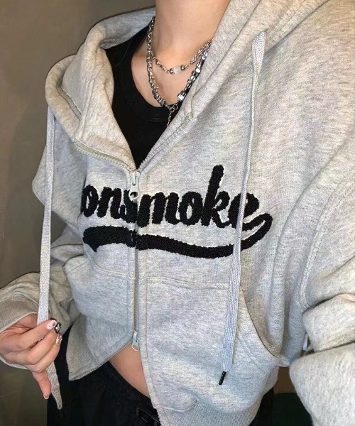 SHEENA（シーナ） パーカー サガラ刺繍ダブルジップパーカー