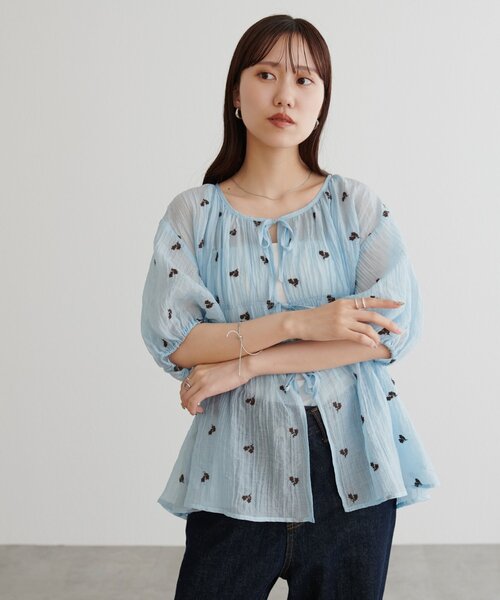 Discoat（ディスコート） ブラウス シャツ 花柄刺繍ブラウス