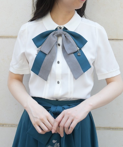 axes femme（アクシーズ ファム） ブラウス シャツ 半袖 鍵×錠前