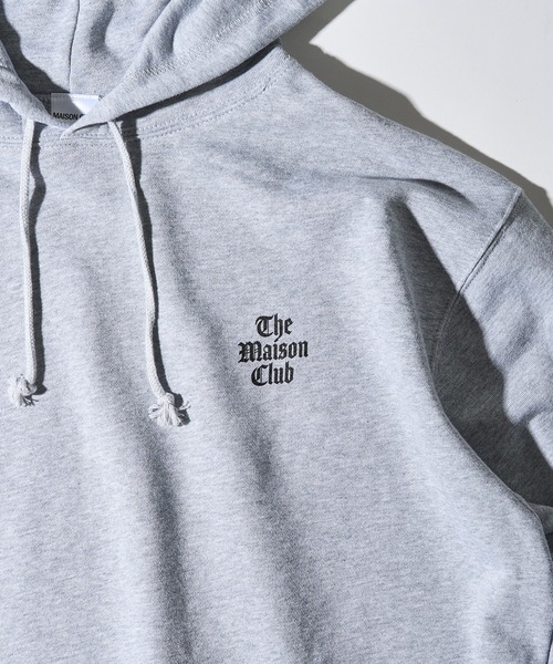 MAISON CLUB（メゾンクラブ） パーカー 「MAISON CLUB」ワンポイント