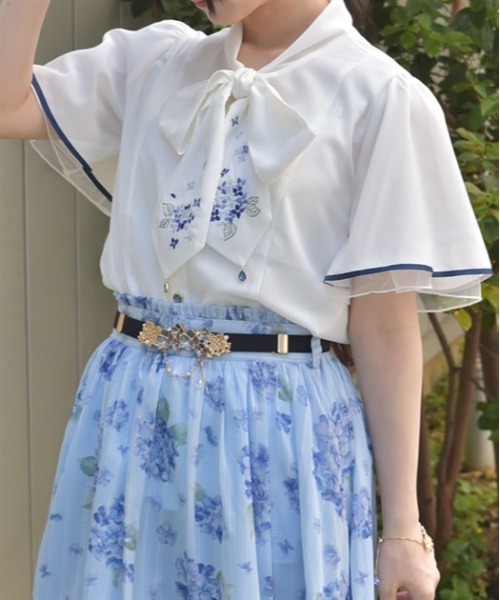 ブラウス シャツ 紫陽花刺繍リボンブラウス レディース