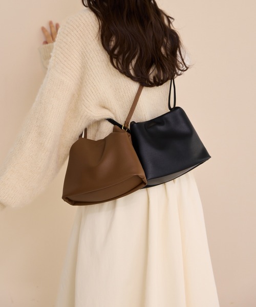 新品未使用 olun ギャザーショルダーバッグ OLUN ショルダーバッグ バッグ nuance gather shoulder bag/ニュアンス