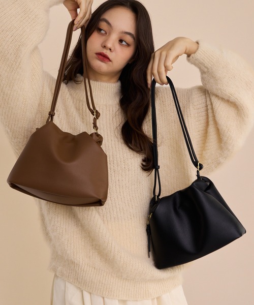 新品未使用 olun ギャザーショルダーバッグ OLUN ショルダーバッグ バッグ nuance gather shoulder bag/ニュアンス