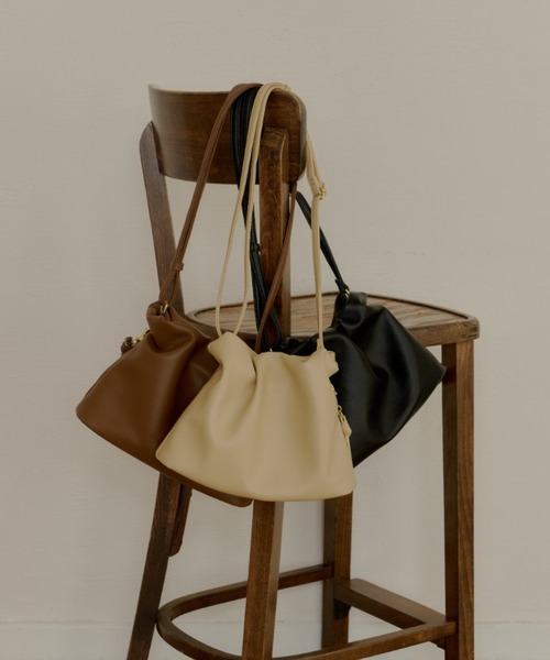 OLUN ショルダーバッグ バッグ nuance gather shoulder bag/ニュアンス