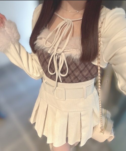 one way（ワンウェイ） tシャツ ファー付きボレロ風トップス