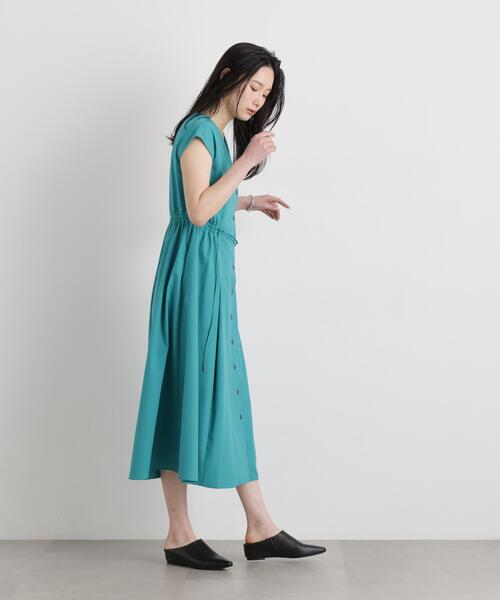 ワンピース MINOTECH(R)フレンチスリーブVネックフレアワンピースの画像