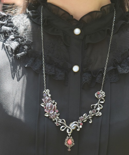 axes femme（アクシーズ ファム） ネックレス オーナメントローズ