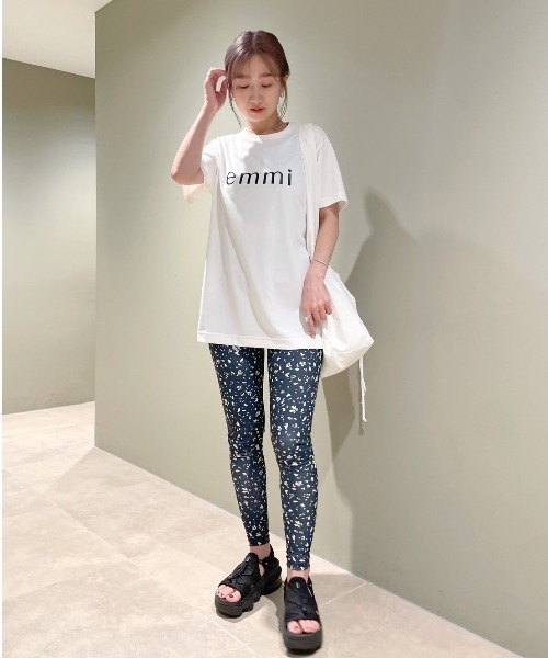 HAPPY WELLNESS YOGA SET │ emmi（エミ）公式サイト