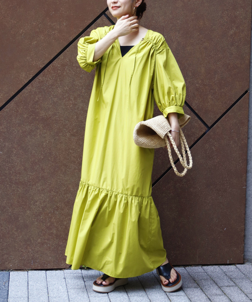 fig London タイプライター シャーリング ロングワンピース fig London タイプライター シャーリング ロングワンピース