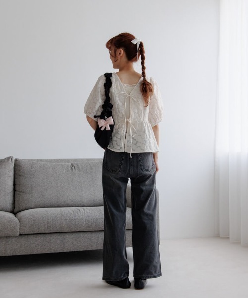 【新品未使用タグ付】完売品‼︎ フラワーブラウス／ブラウンアンドストリート ブラウンアンドストリート Brown&Street フラワーブラウス