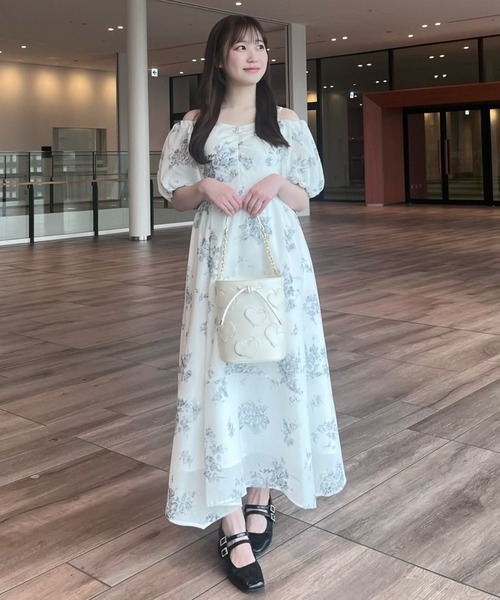 31 Sons de mode ワンピース 2025春夏新作 花柄オフショルシアー