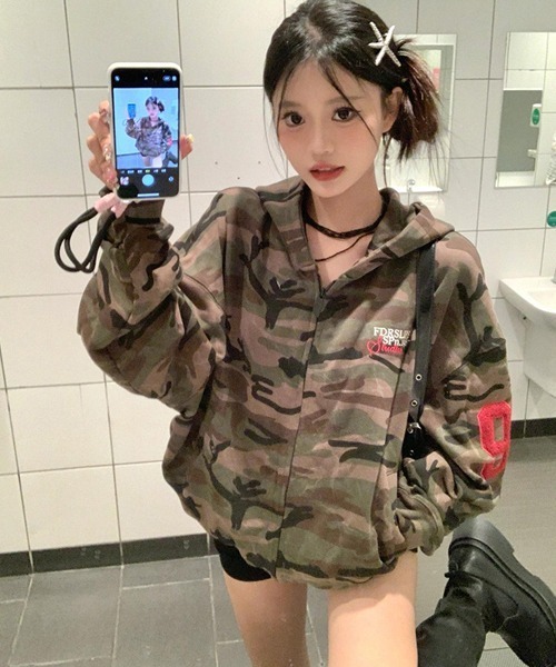 Ressaca（レサーカ） パーカー オーバーサイズ刺繍ロゴカモフラージュ