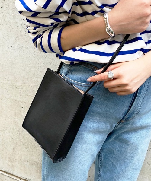 ショルダーバッグ バッグ 【ZOZOTOWN限定】フェイクレザースクエアミニショルダーバッグ ショルダーバッグ バッグ 【ZOZOTOWN限定】フェイクレザースクエアミニショルダーバッグ
