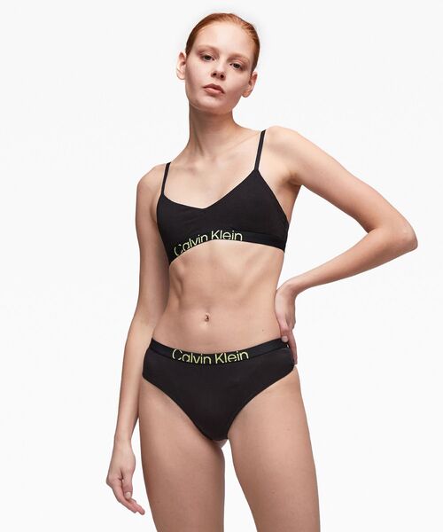 ジェニー着用★関税込★ ★Future Shift AF Bralette Calvin Klein Future Shift Bralette Women | Plutosport