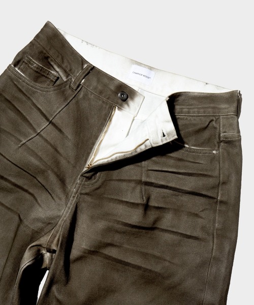 Camphor wood（カンファーウッド）の「wide baggy overdye denim