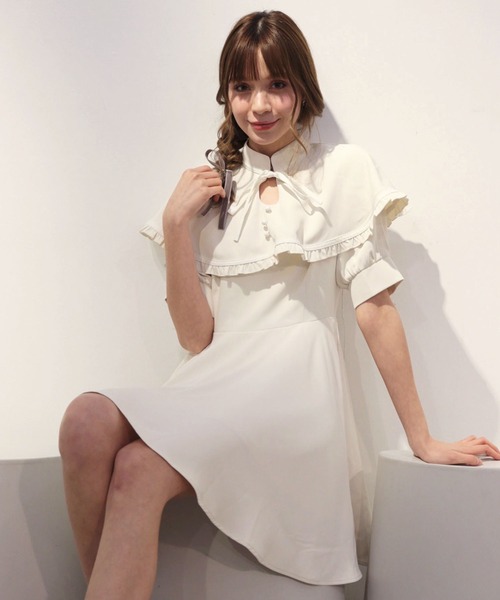 「TITTY&CO.」 半袖ワンピース SMALL アイボリー レディース_画像2