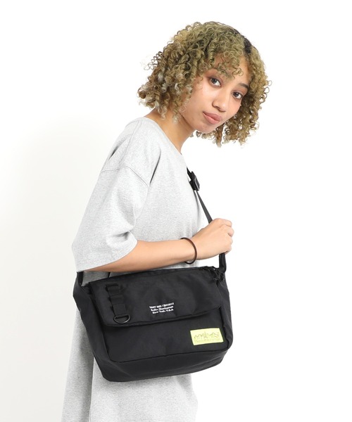 Manhattan Portage（マンハッタンポーテージ） ショルダーバッグ ICAMP