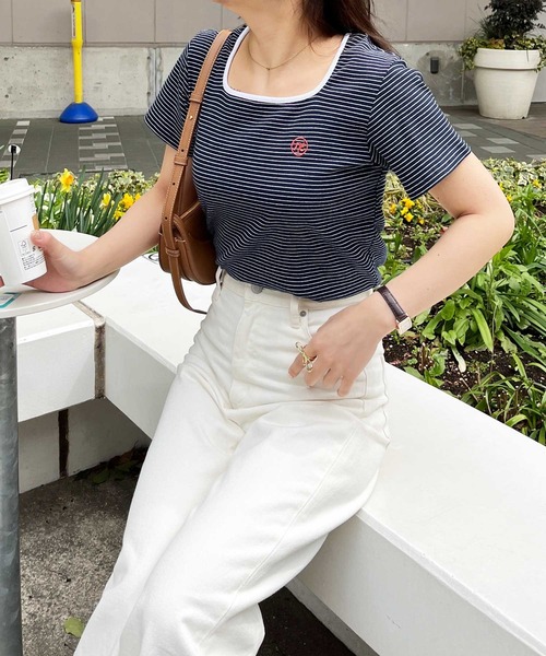 nelliy. tシャツ ミニボーダー刺しゅうロゴT レディース