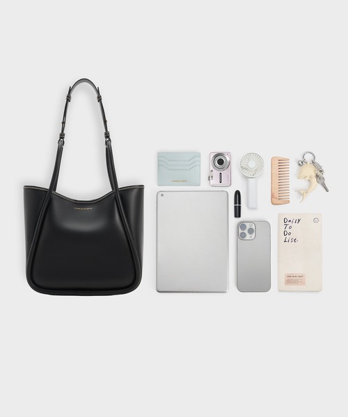 CHARLES ＆ KEITH（チャールズ&キース） トートバッグ Lyla ミニライラ