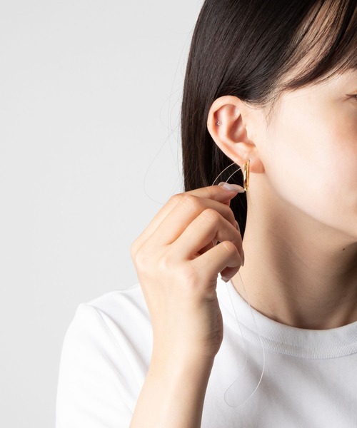 【TOMWOOD】　 クラシックフープ ミディアム ゴールドピアス TOM WOOD（トムウッド） ピアス TOM WOOD Classic Hoops Medium Gold