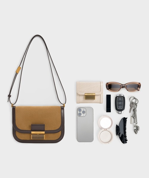 CHARLES ＆ KEITH ショルダーバッグ バッグ Charlot